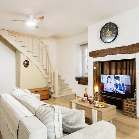 De Caractere, 4 Pers, Village Medieval Martel, Animaux Admis, Wifi Gratuit - Fr-1-828-15 Martel