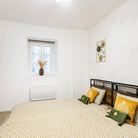 De Caractere, 4 Pers, Village Medieval Martel, Animaux Admis, Wifi Gratuit - Fr-1-828-15 * Martel